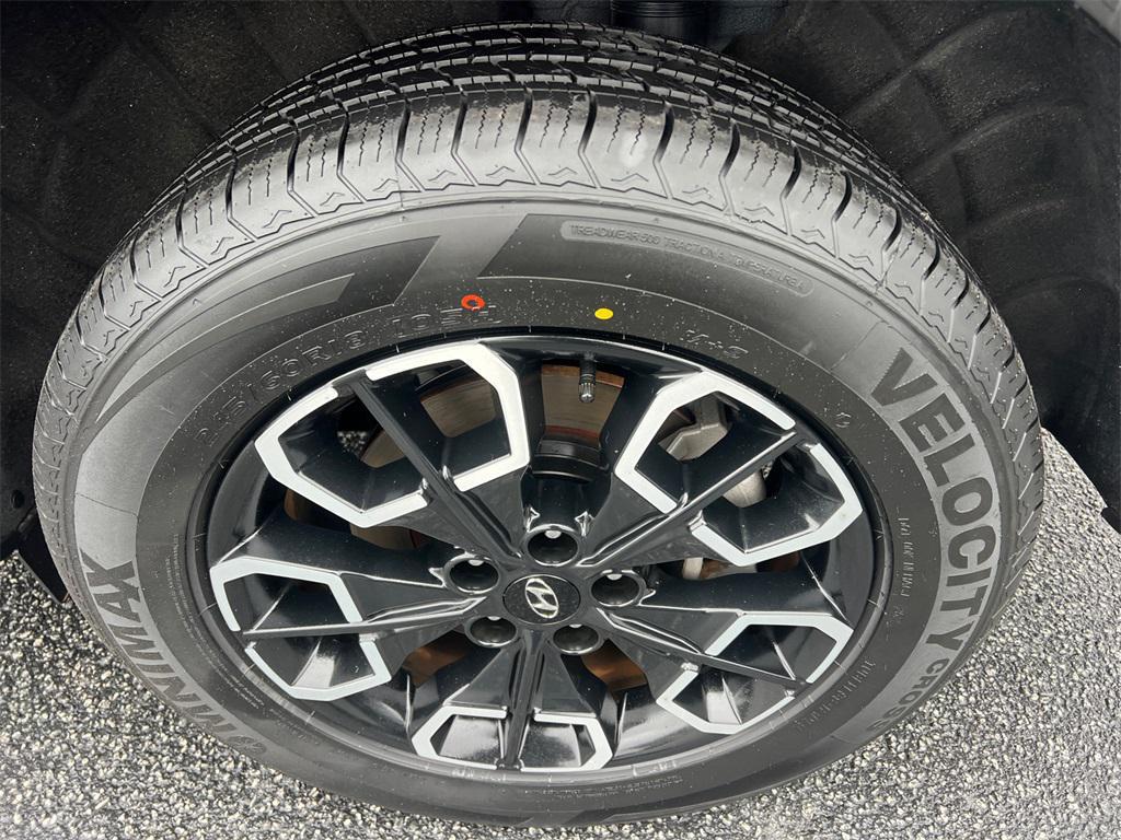 used 2022 Hyundai SANTA CRUZ car, priced at $24,222