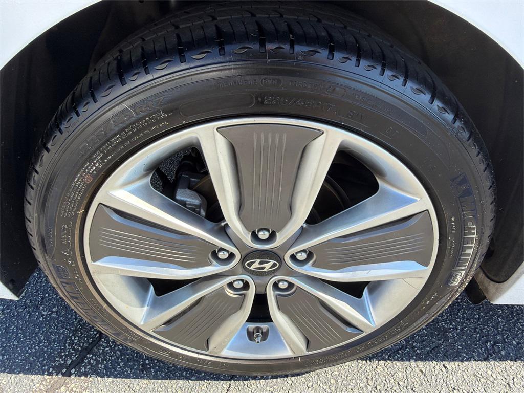 used 2019 Hyundai Ioniq Hybrid car, priced at $14,712