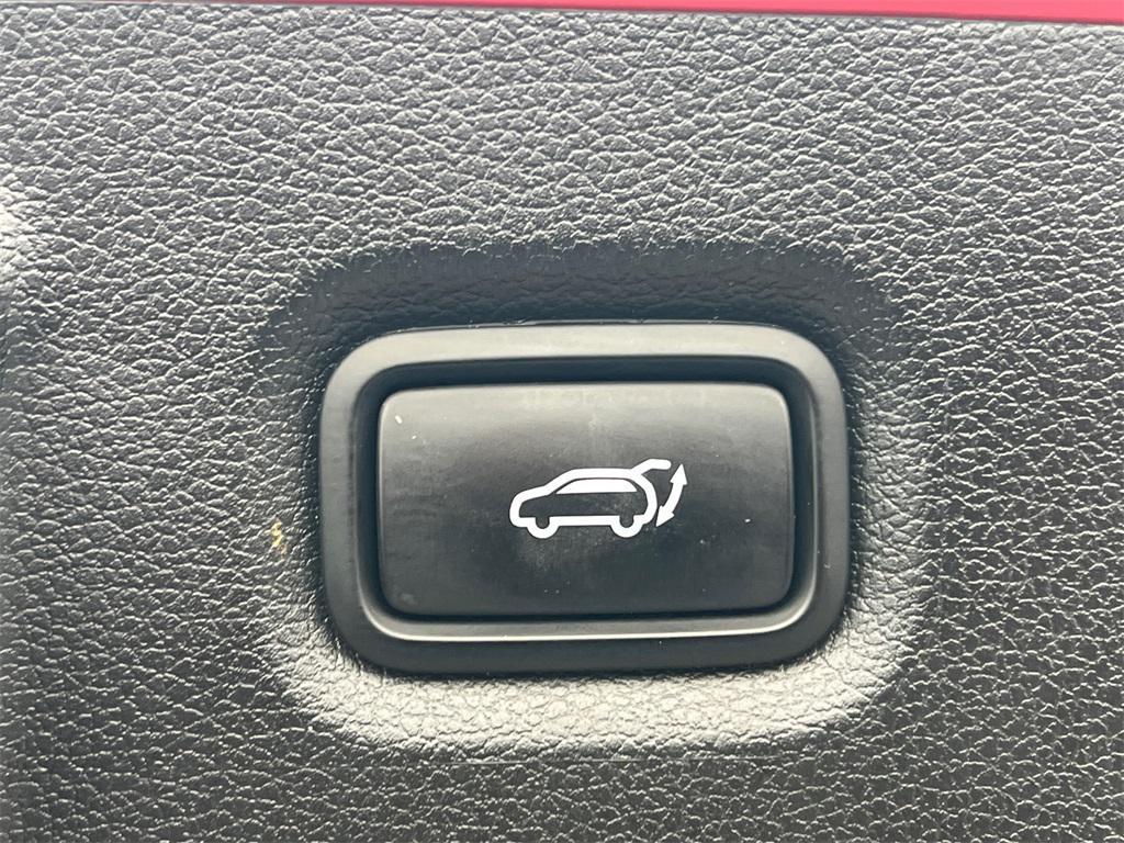 used 2023 Hyundai Santa Fe car, priced at $24,988