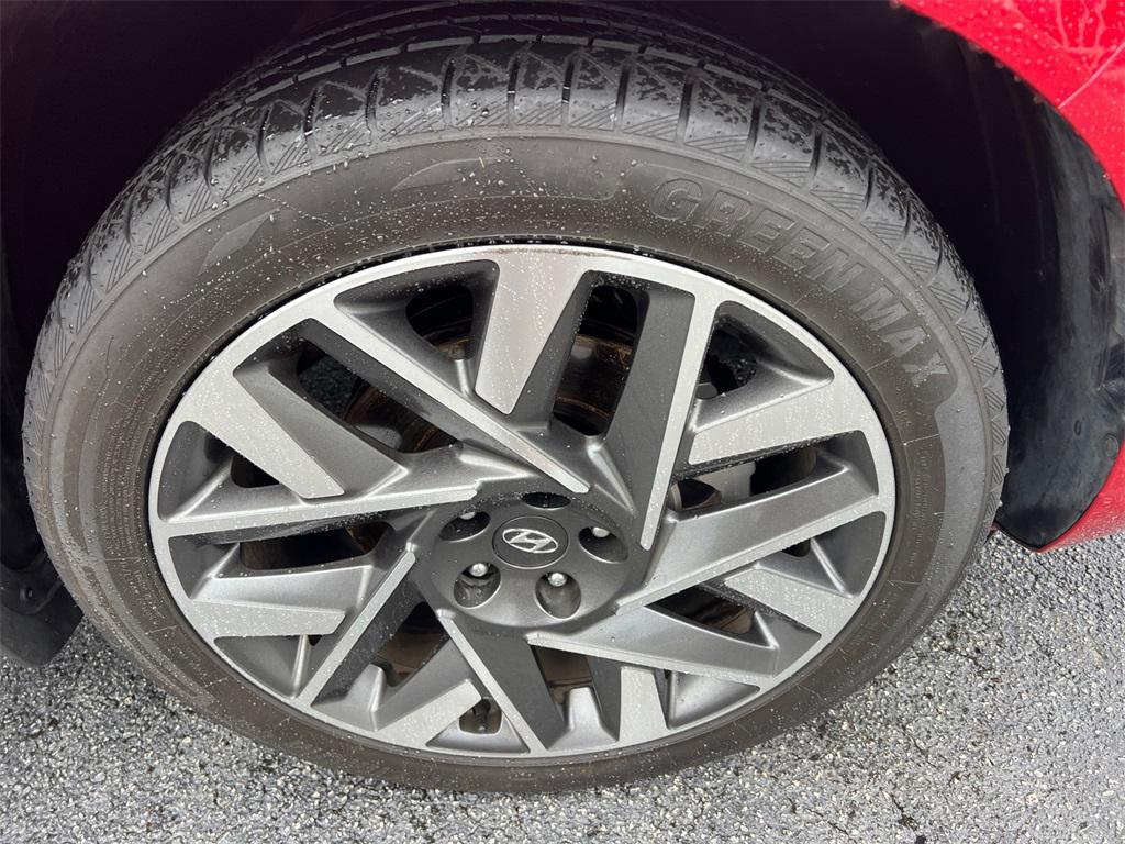 used 2023 Hyundai Santa Fe car, priced at $24,988