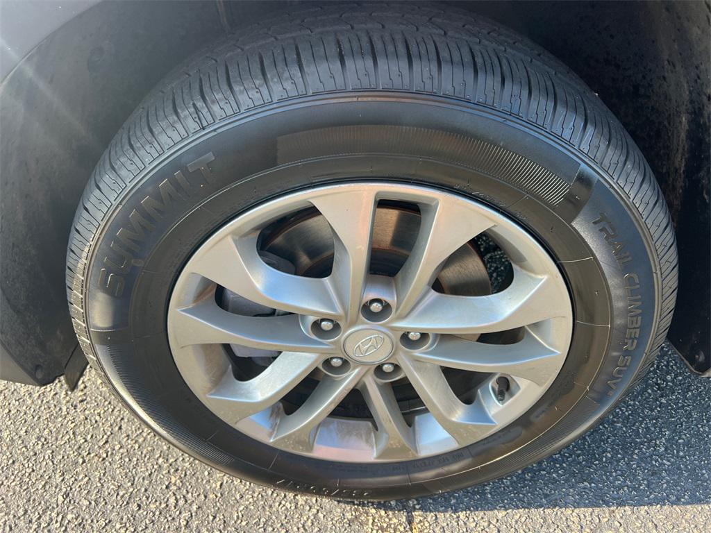 used 2020 Hyundai Santa Fe car, priced at $19,443