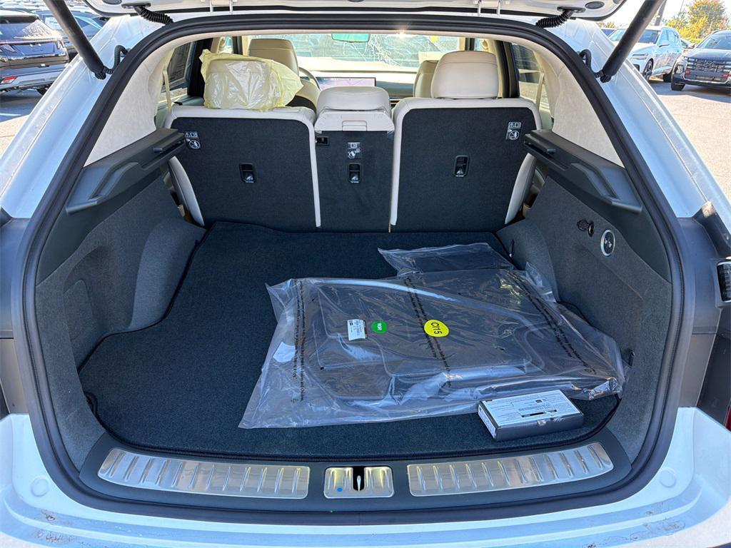 new 2026 Genesis GV80 Coupe car, priced at $89,895