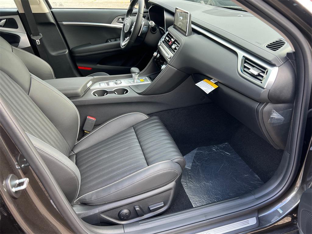 new 2026 Genesis G70 car, priced at $48,260