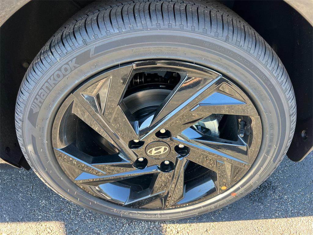 new 2026 Hyundai ELANTRA HEV car, priced at $27,085