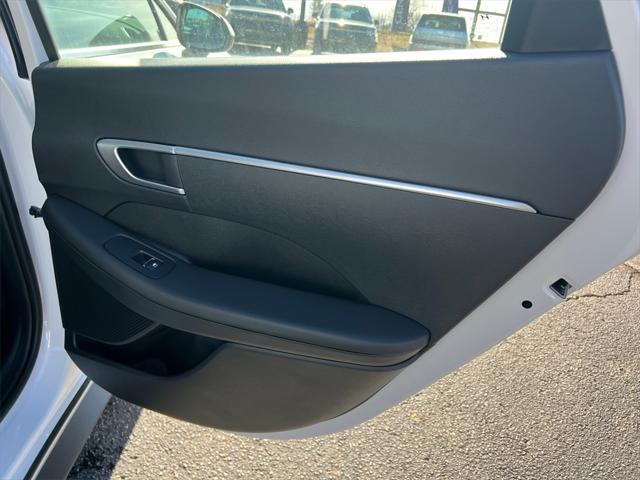 new 2025 Hyundai Sonata car, priced at $26,187