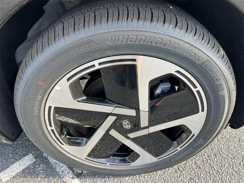 new 2026 Hyundai IONIQ 9 car, priced at $69,145