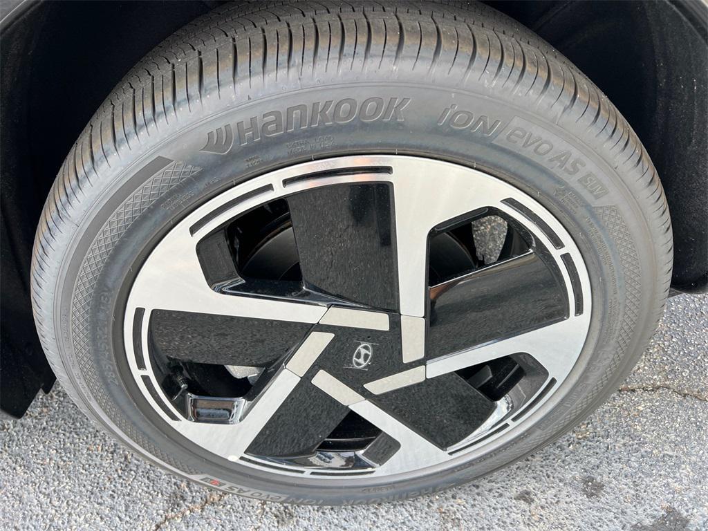 new 2026 Hyundai IONIQ 9 car, priced at $69,145