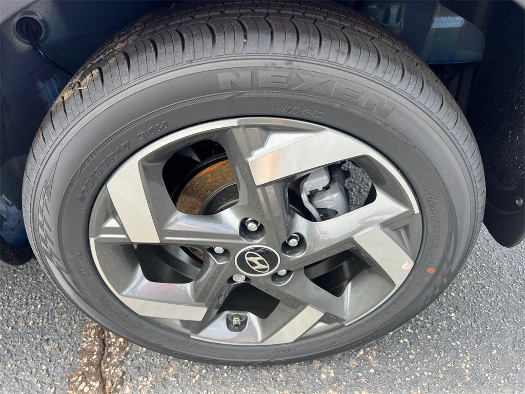 new 2025 Hyundai Venue car, priced at $23,540