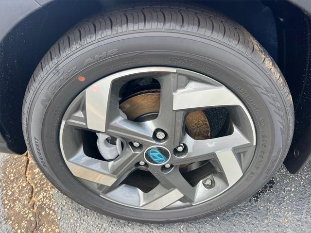 new 2025 Hyundai Venue car, priced at $24,040