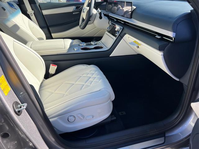 new 2025 Genesis GV80 car, priced at $80,987