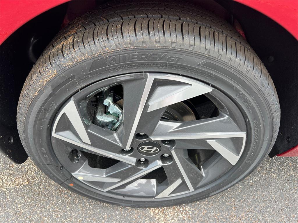 used 2025 Hyundai Elantra car, priced at $26,987