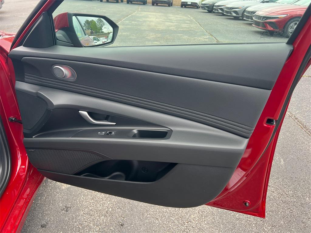 used 2025 Hyundai Elantra car, priced at $26,987