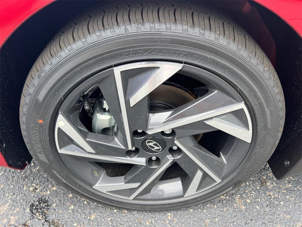 used 2025 Hyundai Elantra car, priced at $26,987
