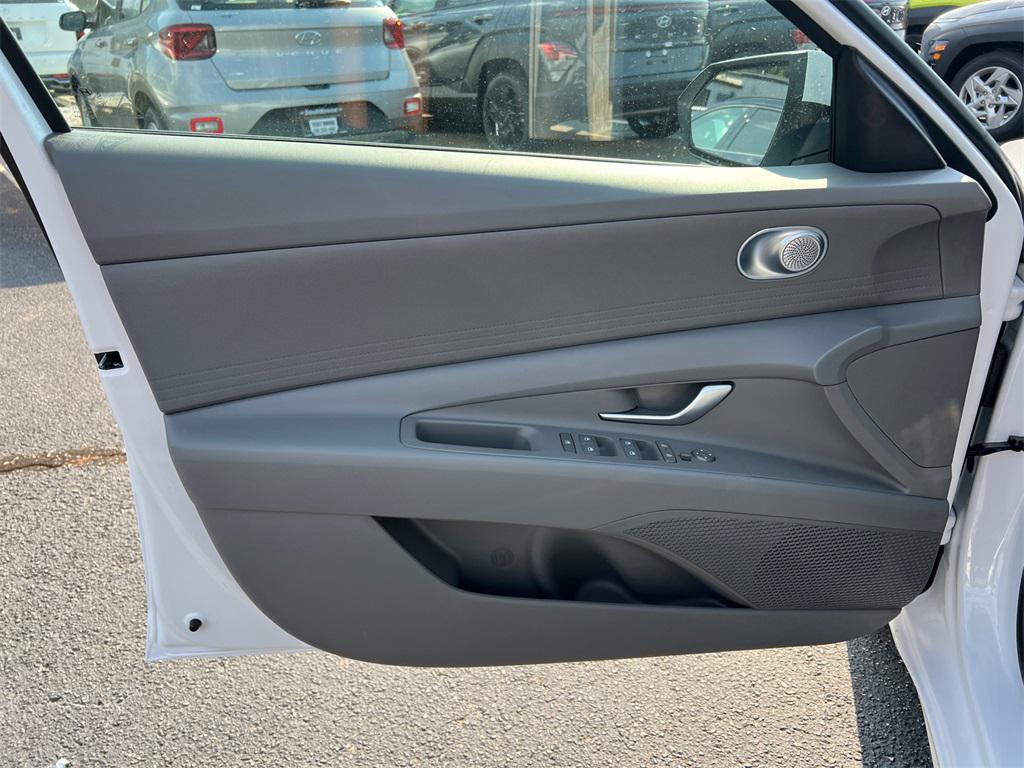 new 2025 Hyundai ELANTRA HEV car, priced at $24,580