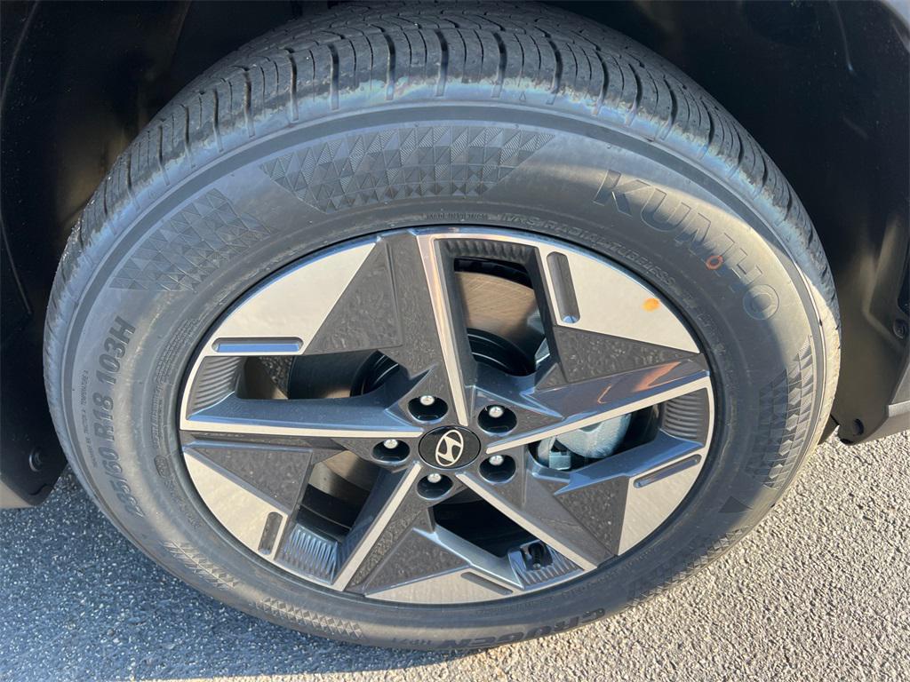 new 2026 Hyundai Tucson car, priced at $29,400