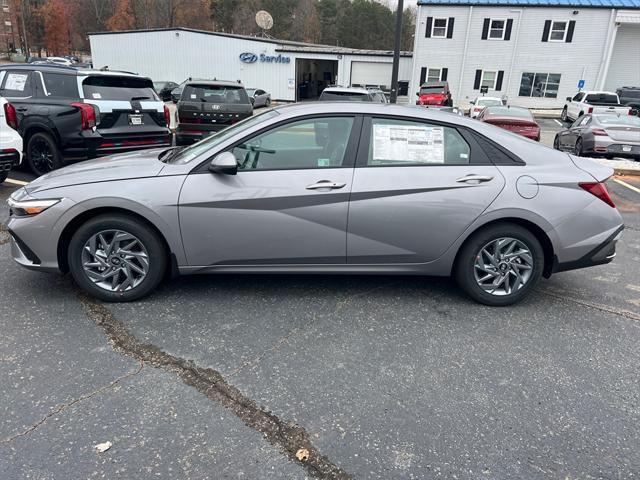 new 2025 Hyundai ELANTRA HEV car, priced at $21,991