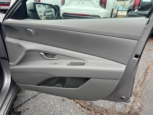 new 2025 Hyundai ELANTRA HEV car, priced at $21,991