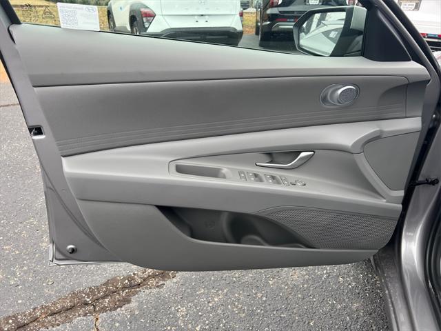 new 2025 Hyundai ELANTRA HEV car, priced at $21,991