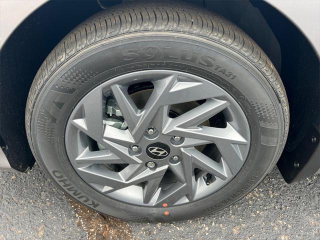 new 2025 Hyundai ELANTRA HEV car, priced at $21,991