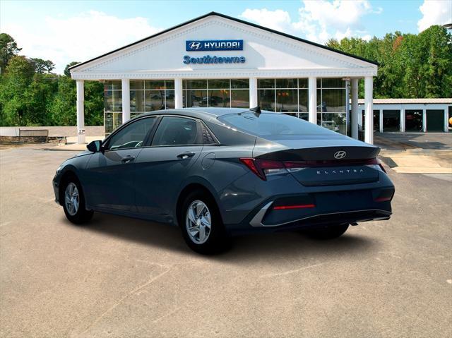 new 2025 Hyundai Elantra car, priced at $23,030