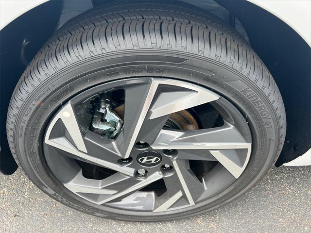 new 2025 Hyundai Elantra car, priced at $26,230