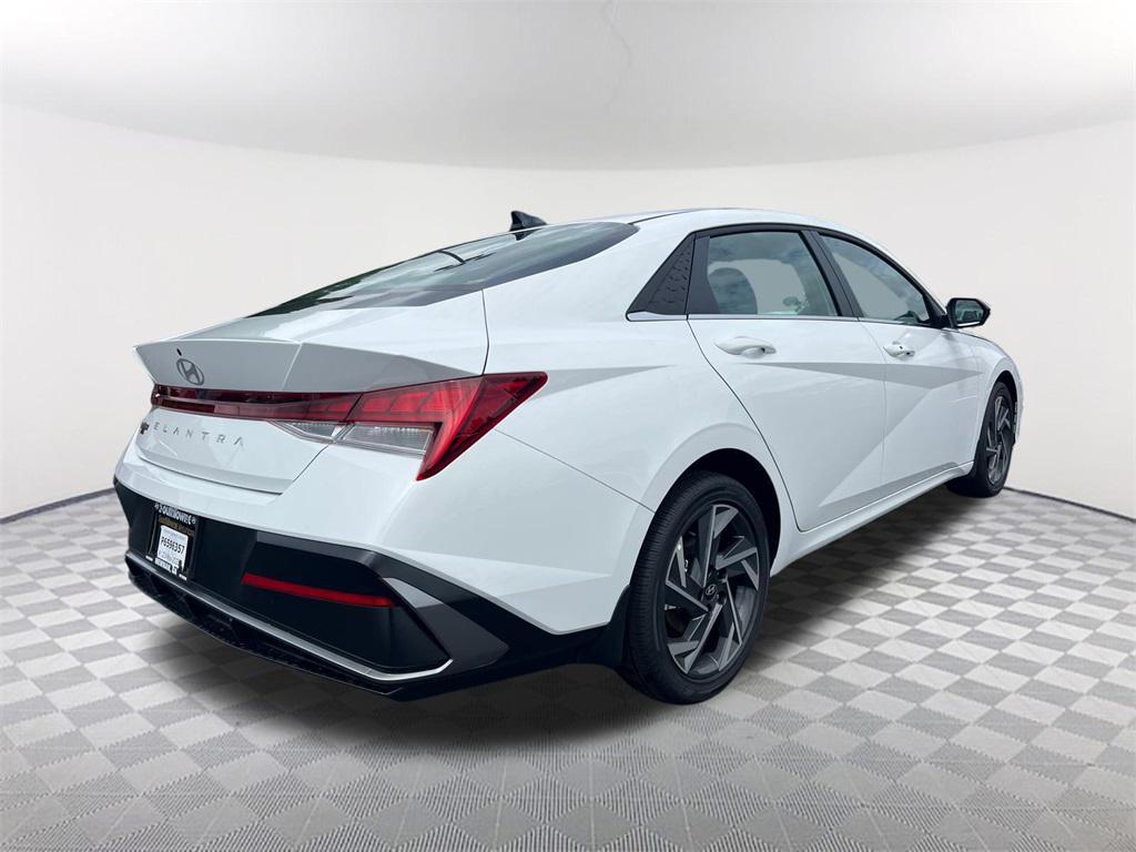 new 2025 Hyundai Elantra car, priced at $25,980