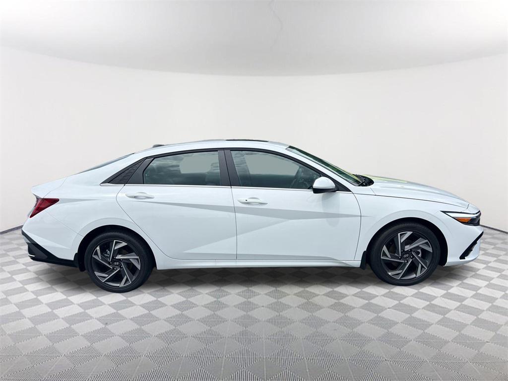 new 2025 Hyundai Elantra car, priced at $25,980