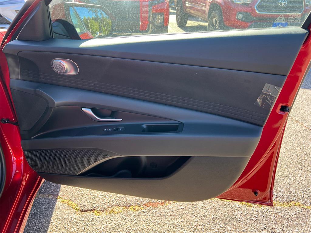 new 2025 Hyundai Elantra car, priced at $22,535