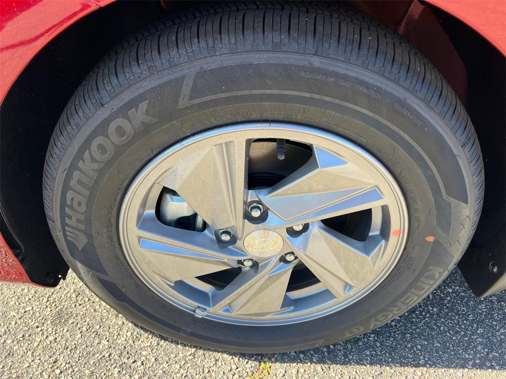 new 2025 Hyundai Elantra car, priced at $22,535