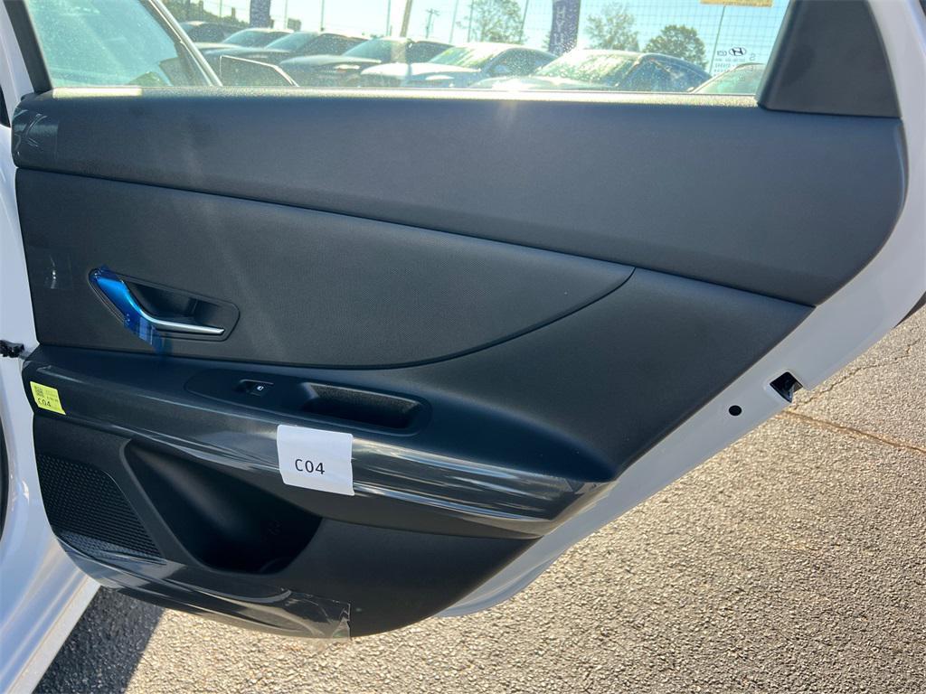 new 2025 Hyundai Elantra car, priced at $22,535