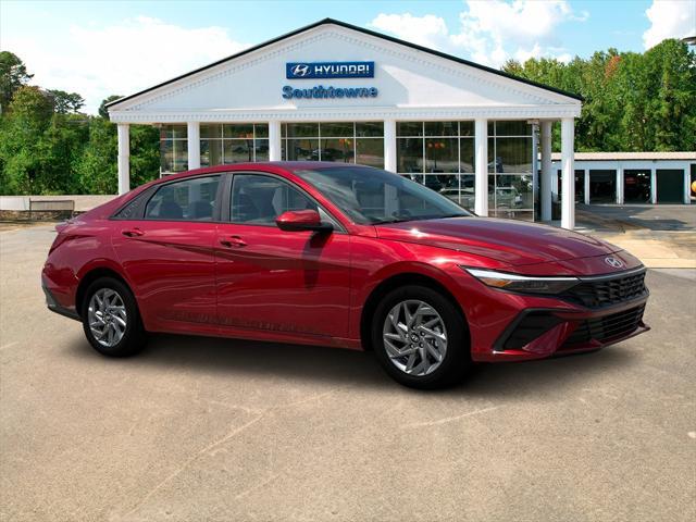 new 2025 Hyundai ELANTRA HEV car, priced at $26,015