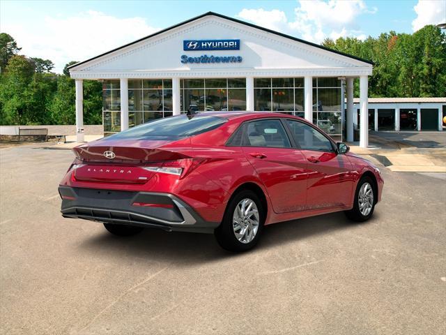 new 2025 Hyundai ELANTRA HEV car, priced at $26,015