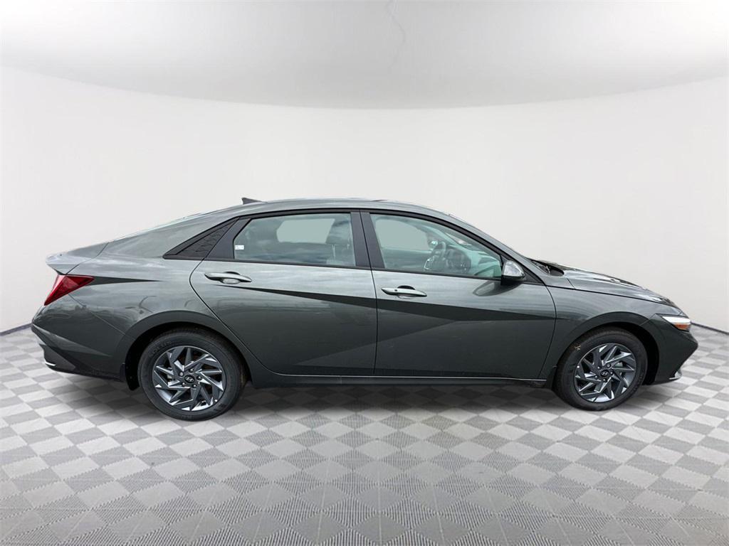 new 2025 Hyundai ELANTRA HEV car, priced at $24,020