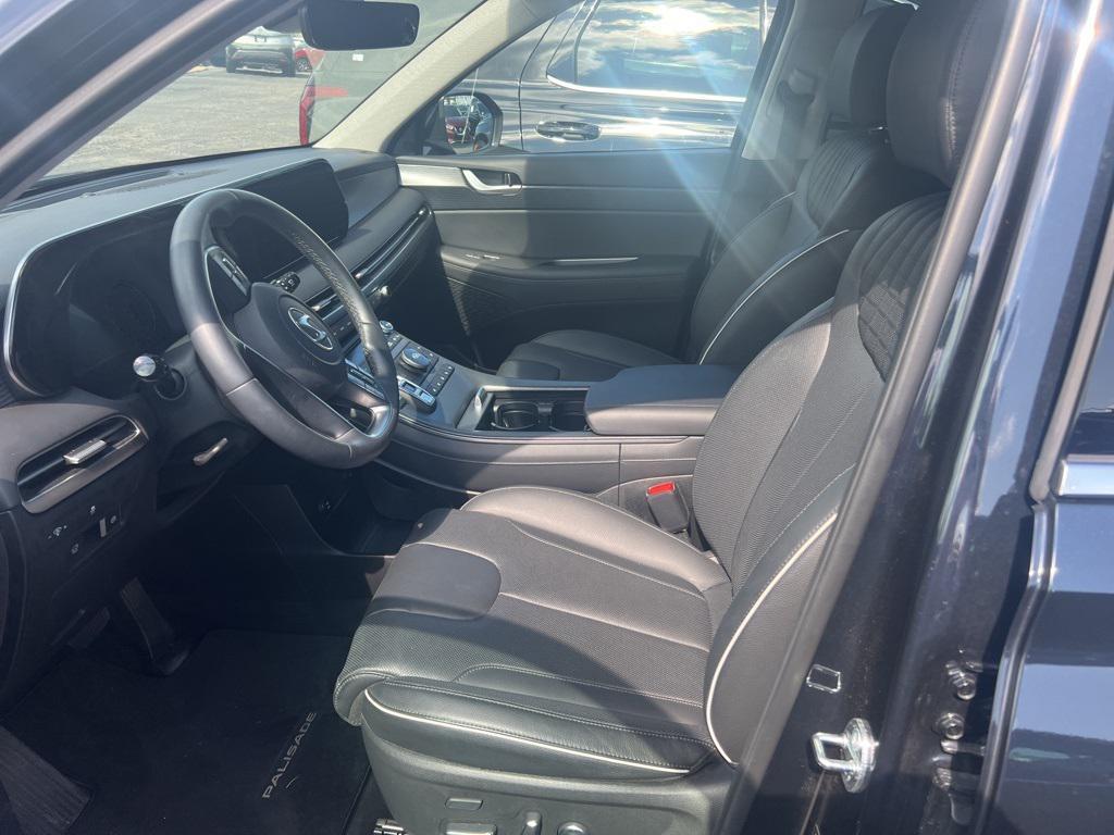 used 2025 Hyundai Palisade car, priced at $42,783