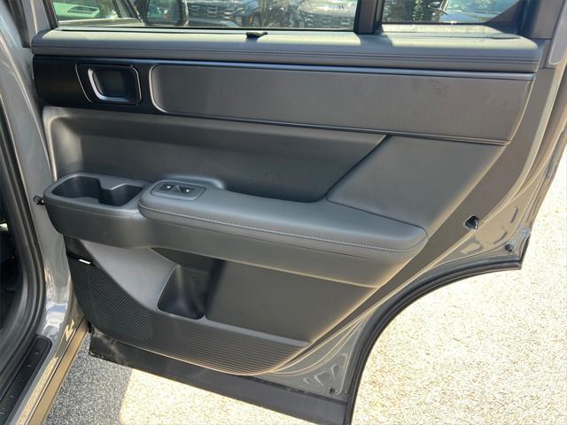 new 2025 Hyundai SANTA FE HEV car, priced at $47,525