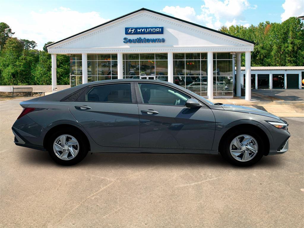 new 2025 Hyundai Elantra car, priced at $21,565