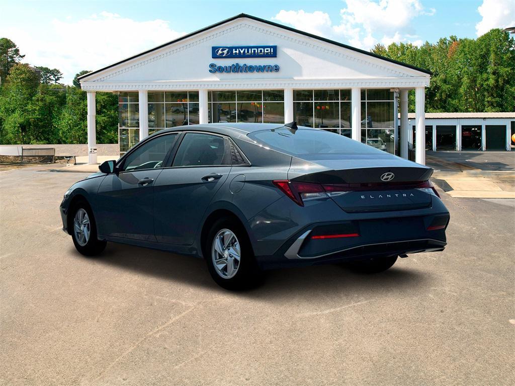 new 2025 Hyundai Elantra car, priced at $21,565
