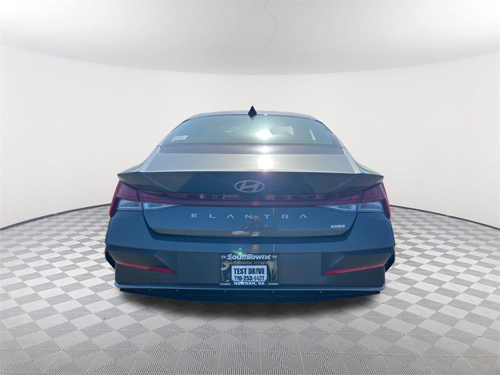 new 2025 Hyundai Elantra car, priced at $29,087