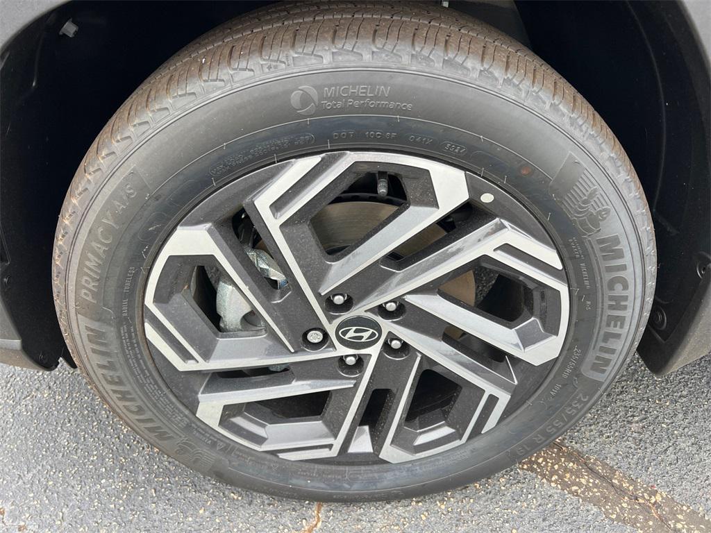 new 2025 Hyundai TUCSON Hybrid car, priced at $39,790