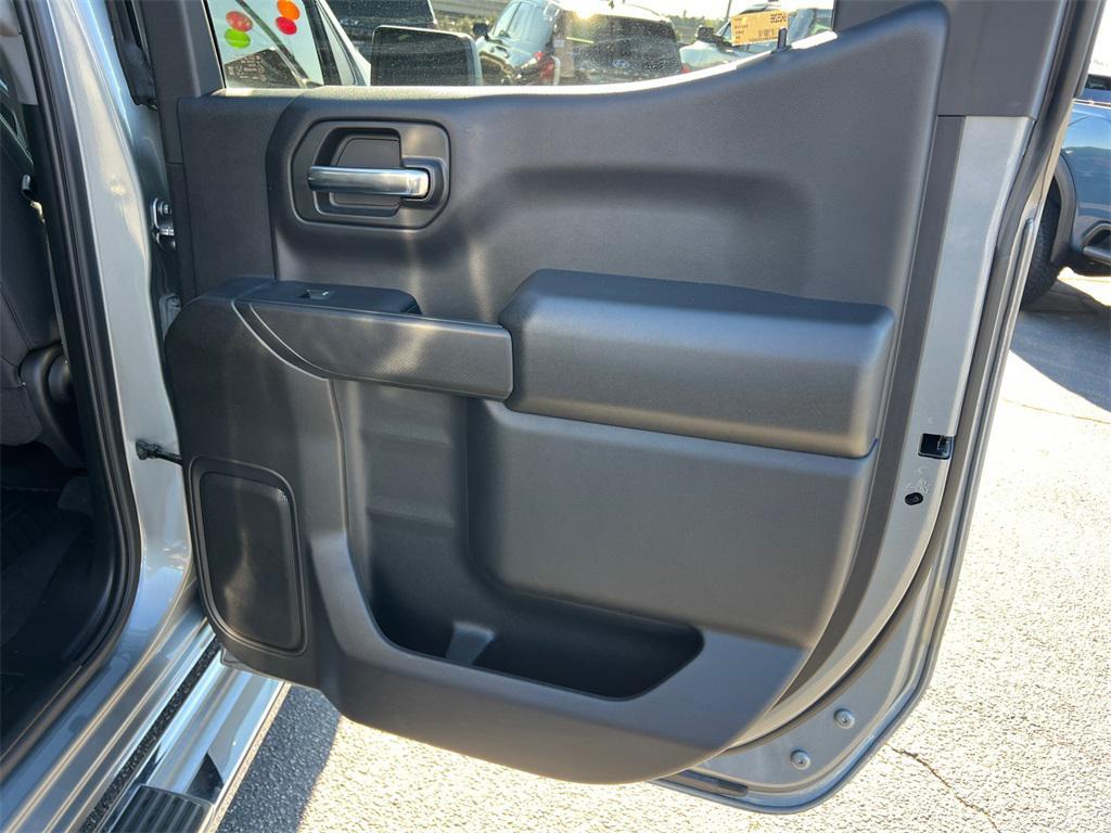 used 2024 Chevrolet Silverado 1500 car, priced at $32,773