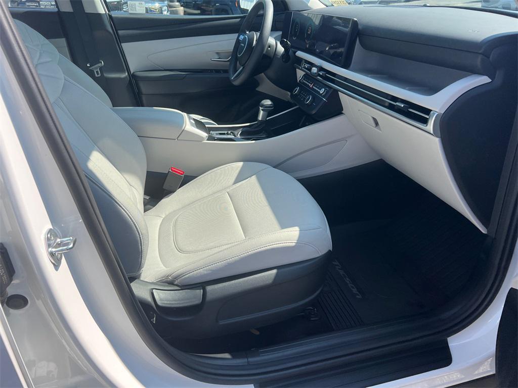 used 2025 Hyundai Tucson car, priced at $23,918
