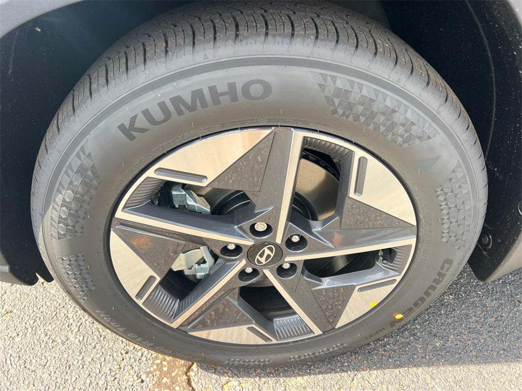 new 2026 Hyundai Tucson car, priced at $29,605