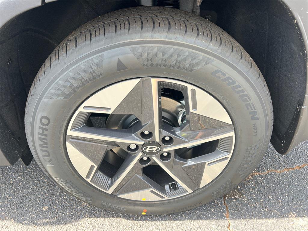 new 2026 Hyundai Tucson car, priced at $29,605