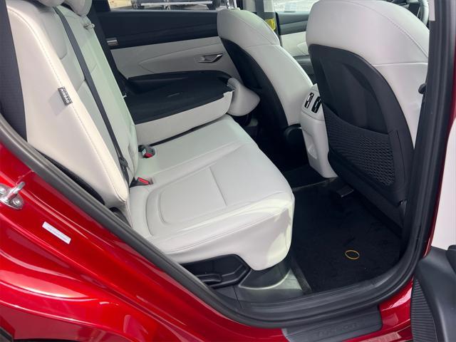 new 2025 Hyundai TUCSON Hybrid car, priced at $37,130