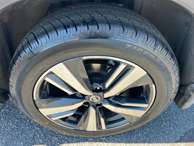 used 2021 Nissan Rogue car, priced at $21,991