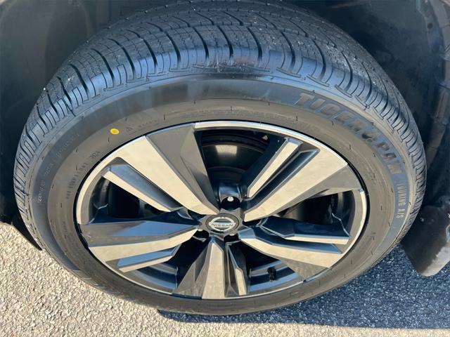 used 2021 Nissan Rogue car, priced at $21,991