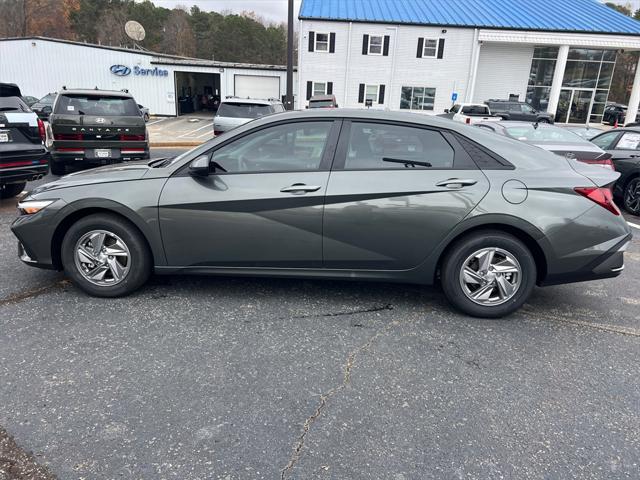 new 2025 Hyundai Elantra car, priced at $23,065