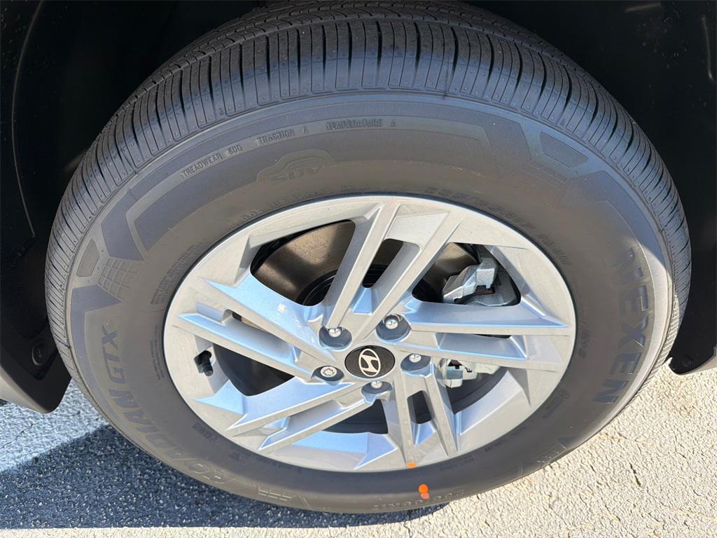 new 2026 Hyundai Tucson car, priced at $27,945