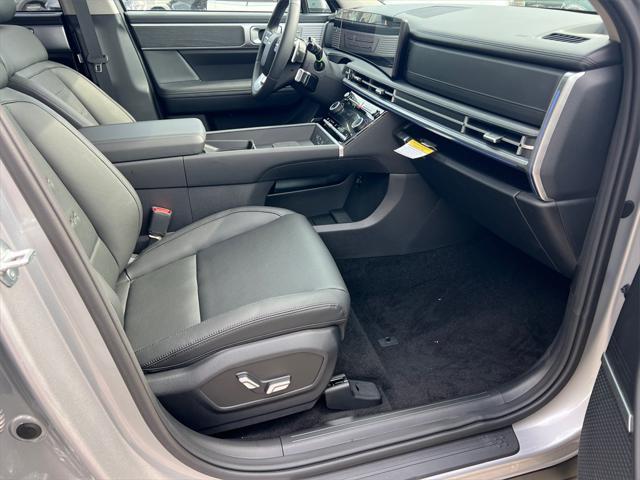 new 2025 Hyundai Santa Fe car, priced at $42,344