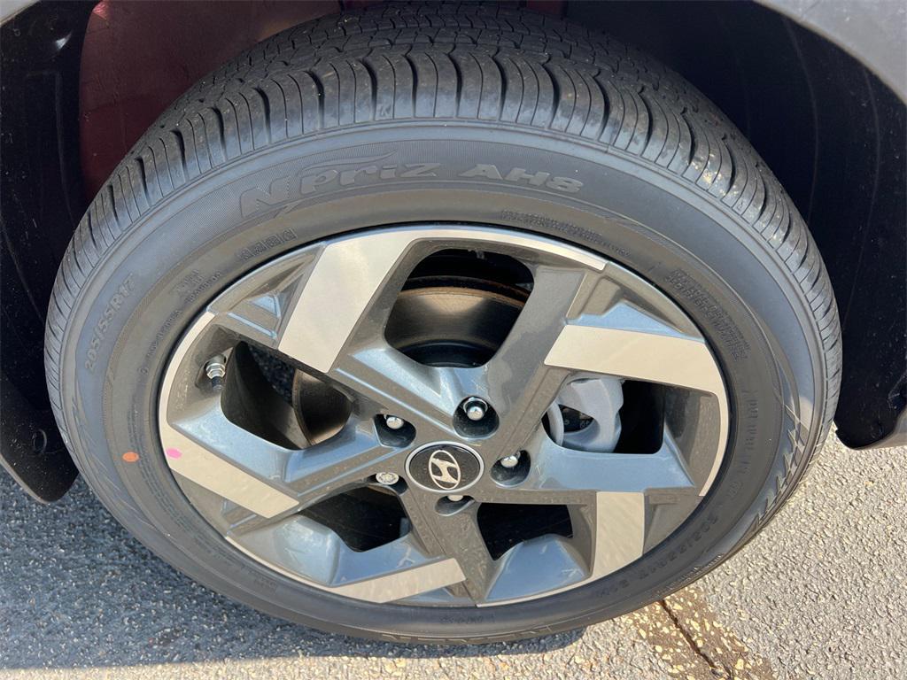 new 2025 Hyundai Venue car, priced at $24,670